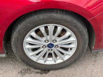 FORD FOCUS 1.0T EcoBoost Titanium Hatchback 5dr Petrol Auto Euro 6 (s/s) (1