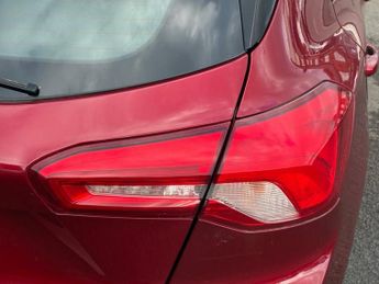 FORD FOCUS 1.0T EcoBoost Titanium Hatchback 5dr Petrol Auto Euro 6 (s/s) (1