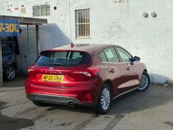 FORD FOCUS 1.0T EcoBoost Titanium Hatchback 5dr Petrol Auto Euro 6 (s/s) (1