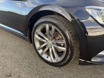 VOLKSWAGEN PASSAT 2.0 TDI SE Business Saloon 4dr Diesel DSG Euro 6 (s/s) (150 ps)