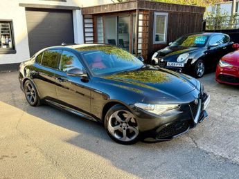 Alfa Romeo Giulia 2.0T Veloce Saloon 4dr Petrol Auto Euro 6 (s/s) (280 ps)