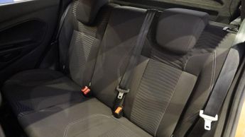 FORD FIESTA 1.25 Zetec Hatchback 5dr Petrol Manual Euro 5 (82 ps)