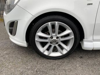 VAUXHALL CORSA 1.4 16V SRi Hatchback 3dr Petrol Manual Wide Ratio Euro 5 (100 p