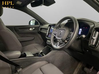 VOLVO XC40 Recharge 69kWh Plus SUV 5dr Electric Auto (231 ps)