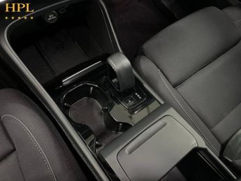 VOLVO XC40 Recharge 69kWh Plus SUV 5dr Electric Auto (231 ps)