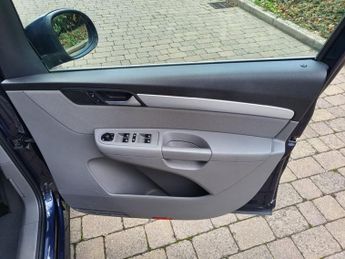 VOLKSWAGEN SHARAN 2.0 TDI BlueMotion Tech SE Nav MPV 5dr Diesel DSG Euro 6 (s/s) (