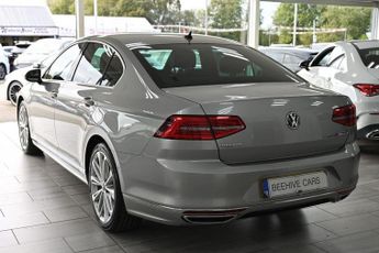 VOLKSWAGEN PASSAT SALOON VW PASSAT 2.0 TSI DSG R-LINE BLUEMOTION TECHNOLOGY (220PS)