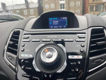 FORD FIESTA 1.0T EcoBoost Titanium Hatchback 5dr Petrol Powershift Euro 6 (1
