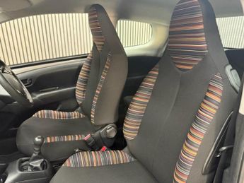 CITROEN C1 1.0 VTi Feel Hatchback 3dr Petrol Manual Euro 5 (Euro 5) (68 ps)