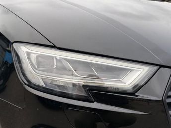 AUDI A3 1.5 TFSI CoD 35 Black Edition Saloon 4dr Petrol S Tronic Euro 6 