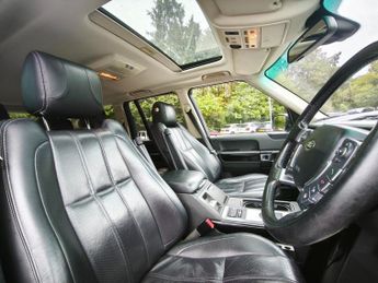 LAND ROVER RANGE ROVER 4.4 TD V8 Vogue SE SUV 5dr Diesel Auto 4WD Euro 5 (313 bhp)