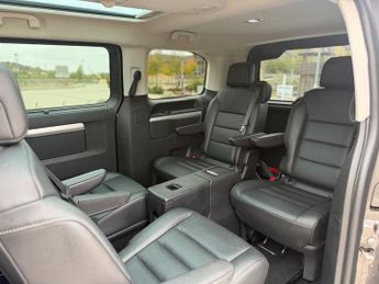 PEUGEOT e-Traveller 50kWh Business VIP Standard MPV 5dr Electric Auto MWB (8 Seat, 7