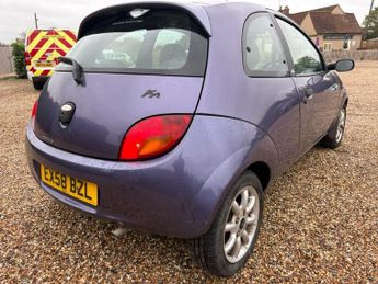 FORD KA 1.3 Zetec Climate Hatchback 3dr Petrol Manual (154 g/km, 69 bhp)