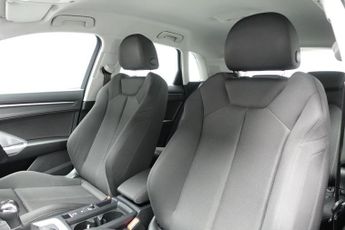 AUDI Q3 1.5 TFSI CoD 35 Sport SUV 5dr Petrol S Tronic Euro 6 (s/s) (150 