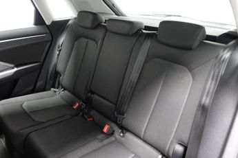 AUDI Q3 1.5 TFSI CoD 35 Sport SUV 5dr Petrol S Tronic Euro 6 (s/s) (150 