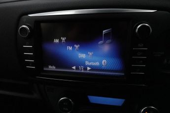 TOYOTA YARIS 1.5 VVT-h Excel Hatchback 5dr Petrol Hybrid E-CVT Euro 6 (s/s) (