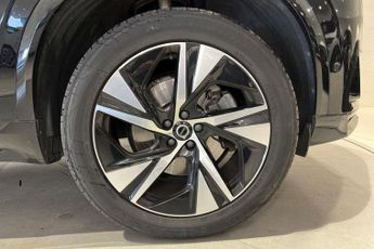 VOLVO XC90 2.0 B5 MHEV Plus SUV 5dr Petrol Hybrid Auto 4WD Euro 6 (s/s) (25