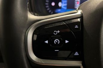 VOLVO XC90 2.0 B5 MHEV Plus SUV 5dr Petrol Hybrid Auto 4WD Euro 6 (s/s) (25
