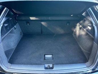 AUDI Q2 1.6 TDI 30 S line SUV 5dr Diesel S Tronic Euro 6 (s/s) (116 ps)