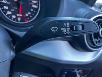 AUDI Q2 1.6 TDI 30 S line SUV 5dr Diesel S Tronic Euro 6 (s/s) (116 ps)