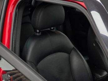 MINI COUNTRYMAN 2.0 Cooper SD SUV 5dr Diesel Manual ALL4 Euro 5 (s/s) (143 ps)