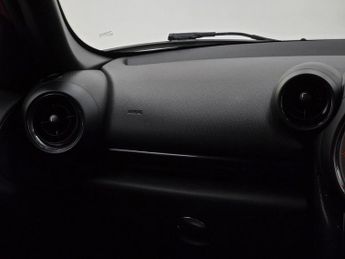 MINI COUNTRYMAN 2.0 Cooper SD SUV 5dr Diesel Manual ALL4 Euro 5 (s/s) (143 ps)
