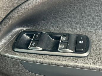 FORD ECOSPORT 1.0T EcoBoost Titanium SUV 5dr Petrol Manual 2WD Euro 5 (s/s) (1