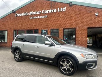 Volvo XC70 2.4 D5 SE Lux Estate 5dr Diesel Geartronic AWD Euro 5 (215 ps)