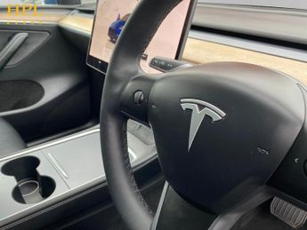 TESLA MODEL Y (Dual Motor) Long Range SUV 5dr Electric Auto 4WDE (384 bhp)