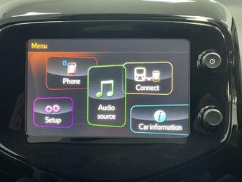 PEUGEOT 108 1.2 VTi PureTech Feline Hatchback 3dr Petrol Manual Euro 5 (82 p