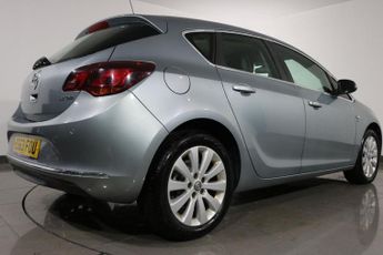 VAUXHALL ASTRA 2.0 CDTi Elite Hatchback 5dr Diesel Auto Euro 5 (165 ps)