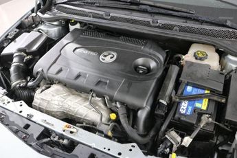VAUXHALL ASTRA 2.0 CDTi Elite Hatchback 5dr Diesel Auto Euro 5 (165 ps)