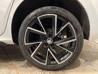 SKODA KAMIQ 1.5 TSI ACT Monte Carlo SUV 5dr Petrol DSG Euro 6 (s/s) (150 ps)