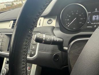 LAND ROVER RANGE ROVER EVOQUE 2.0 TD4 SE Tech SUV 5dr Diesel Auto 4WD Euro 6 (s/s) (180 ps)