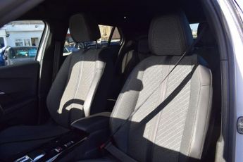 PEUGEOT 2008 1.2 PureTech Allure SUV 5dr Petrol EAT Euro 6 (s/s) (130 ps)