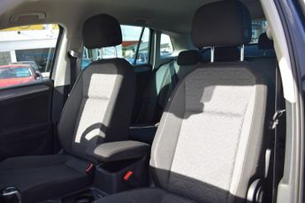 VOLKSWAGEN TIGUAN 1.4 TSI 13kWh Life SUV 5dr Petrol Plug-in Hybrid DSG Euro 6 (s/s