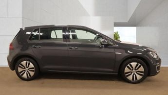 VOLKSWAGEN E-GOLF 35.8kWh e-Golf Hatchback 5dr Electric Auto (136 ps)