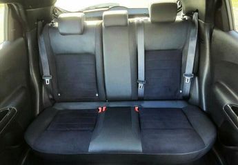 NISSAN JUKE 1.6 N-Connecta XTRON Euro 6 5dr
