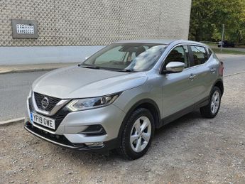 Nissan Qashqai 1.3 DIG-T Acenta Premium SUV 5dr Petrol Manual Euro 6 (s/s) (140