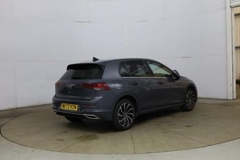 VOLKSWAGEN GOLF 1.4 TSI 13kWh Style Hatchback 5dr Petrol Plug-in Hybrid DSG Euro