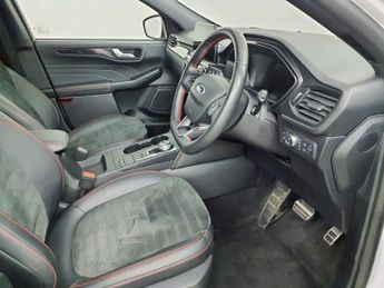 FORD KUGA 2.5 Duratec 14.4kWh ST-Line X Edition SUV 5dr Petrol Plug-in Hyb