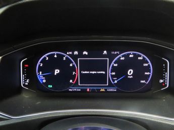 VOLKSWAGEN T-ROC 2.0 TSI GPF R-Line SUV 5dr Petrol DSG 4Motion Euro 6 (s/s) (190 