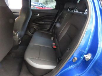 NISSAN JUKE 1.6 N-Connecta SUV 5dr Petrol Hybrid Auto Euro 6 (143 ps)