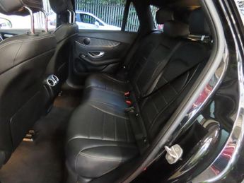 MERCEDES-BENZ GLC 2.1 GLC220d AMG Line (Premium) SUV 5dr Diesel G-Tronic 4MATIC Eu