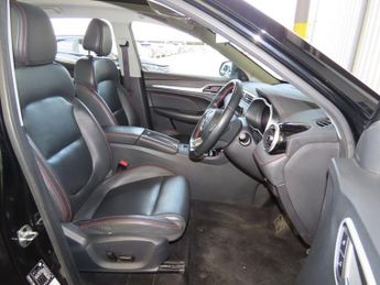 MG MG ZS 72.6kWh Trophy Long Range SUV 5dr Electric Auto (156 ps)