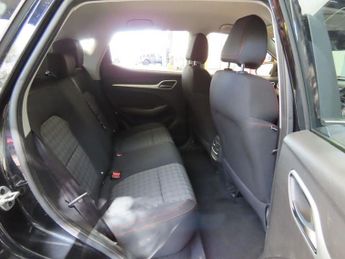 MG MG ZS 72.6kWh SE Long Range SUV 5dr Electric Auto (156 ps)