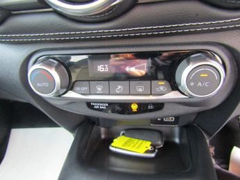 NISSAN JUKE 1.6 N-Connecta SUV 5dr Petrol Hybrid Auto Euro 6 (143 ps)