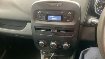 RENAULT CLIO 1.2 16V Play Hatchback 5dr Petrol Manual Euro 6 (75 ps)