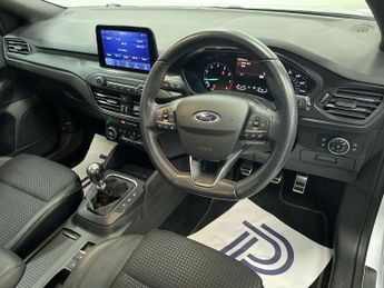 FORD FOCUS 1.0T EcoBoost ST-Line X Hatchback 5dr Petrol Manual Euro 6 (s/s)