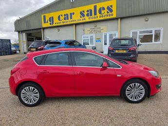 Vauxhall Astra 1.6i Excite Hatchback 5dr Petrol Manual Euro 6 (115 ps)